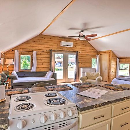Quaint Studio With Shared Beach Walk To Suttons Bay Exterior photo